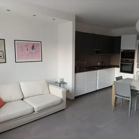 Apartamento Caky'S House Desenzano del Garda Exterior foto